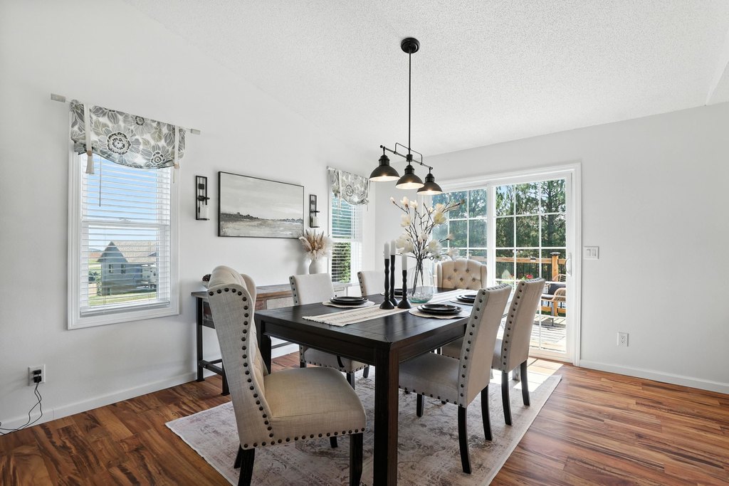 Rapid City, South Dakota, 57702, United States, 4 Bedrooms Bedrooms, ,3 BathroomsBathrooms,Residential,Forsale,1990693