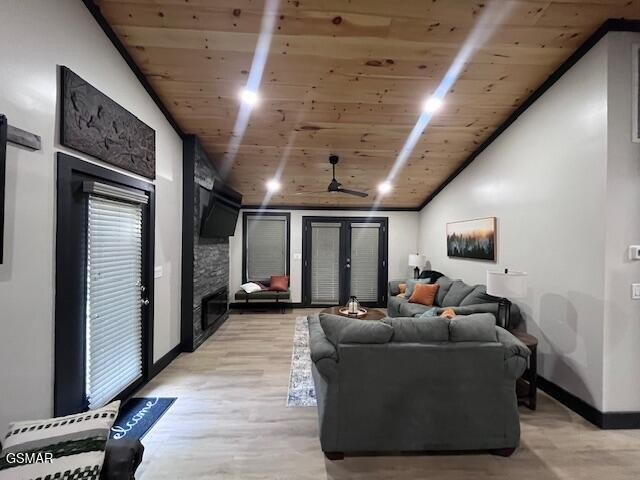 Sevierville, Tennessee, 37876, United States, 3 Bedrooms Bedrooms, ,3 BathroomsBathrooms,Residential,Forsale,1910186
