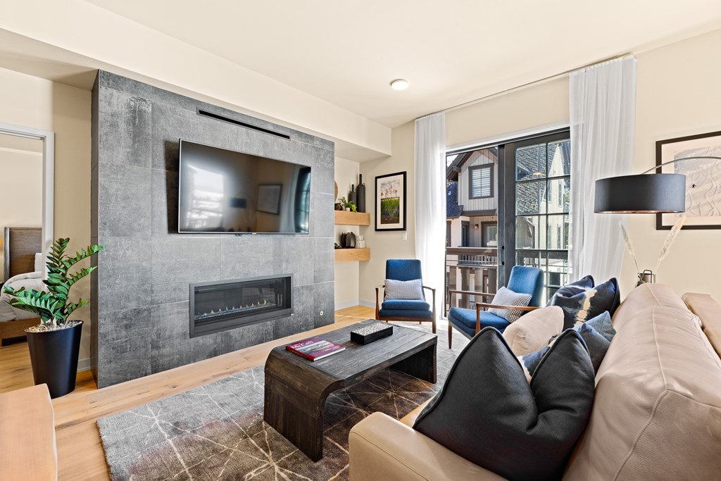 Donnelly, Idaho, 83615, United States, 2 Bedrooms Bedrooms, ,2 BathroomsBathrooms,Residential,Forsale,1889378