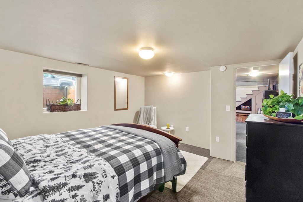 Cascade, Idaho, 83611, United States, 3 Bedrooms Bedrooms, ,2 BathroomsBathrooms,Residential,Forsale,1889400