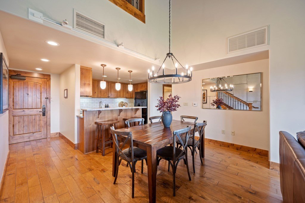 Donnelly, Idaho, 83615, United States, 2 Bedrooms Bedrooms, ,2 BathroomsBathrooms,Residential,Forsale,1946166