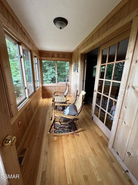 Sevierville, Tennessee, 37862, United States, 3 Bedrooms Bedrooms, ,3 BathroomsBathrooms,Residential,Forsale,1910187