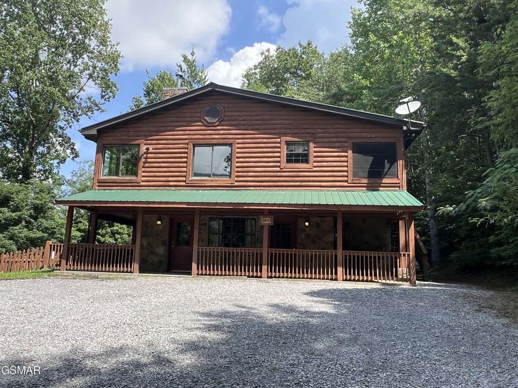 Sevierville, Tennessee, 37862, United States, 3 Bedrooms Bedrooms, ,3 BathroomsBathrooms,Residential,Forsale,1910187