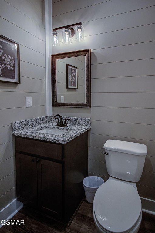 Sevierville, Tennessee, 37876, United States, 2 Bedrooms Bedrooms, ,2.5 BathroomsBathrooms,Residential,Forsale,1936711