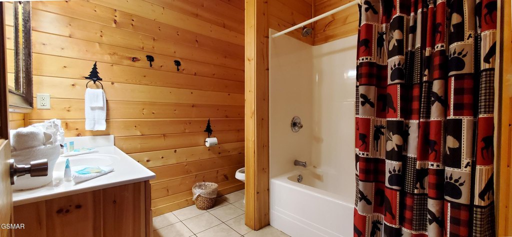 Sevierville, Tennessee, 37862, United States, 3 Bedrooms Bedrooms, ,3 BathroomsBathrooms,Residential,Forsale,1942441