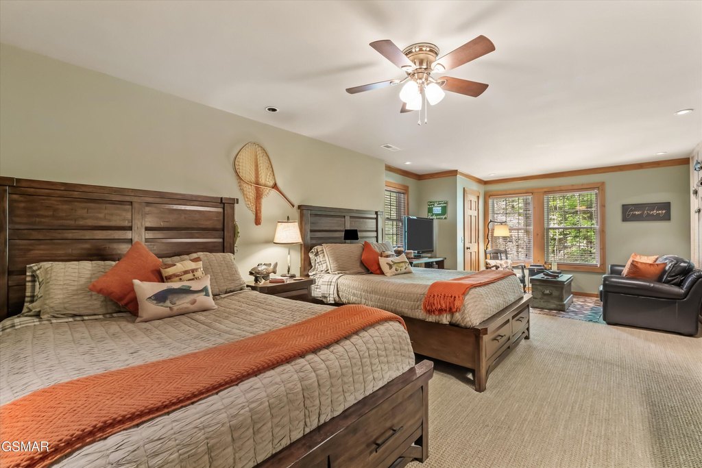 Gatlinburg, Tennessee, 37738, United States, 3 Bedrooms Bedrooms, ,2 BathroomsBathrooms,Residential,Forsale,1893798