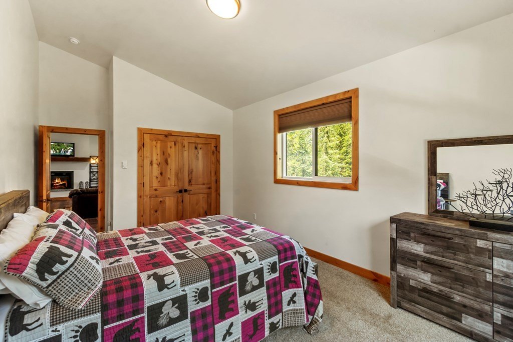 Donnelly, Idaho, 83615, United States, 2 Bedrooms Bedrooms, ,1 BathroomBathrooms,Residential,Forsale,1946188