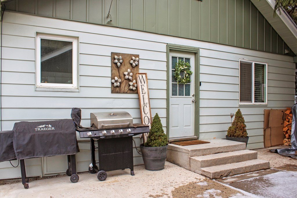 Cascade, Idaho, 83611, United States, 3 Bedrooms Bedrooms, ,2 BathroomsBathrooms,Residential,Forsale,1889400