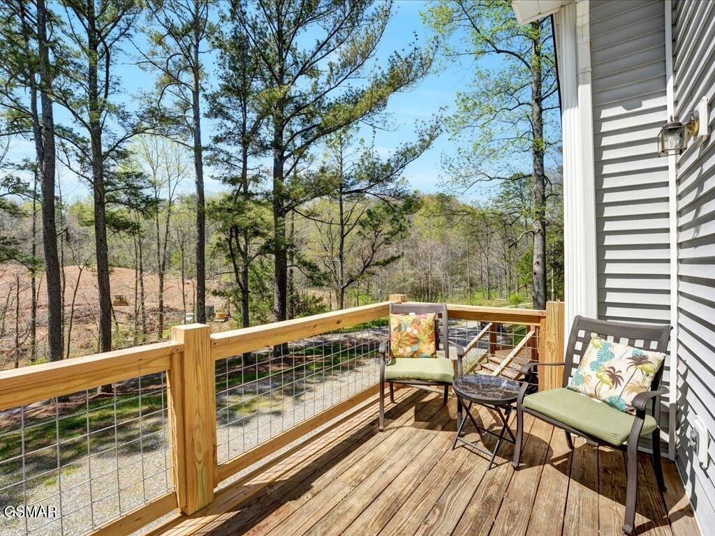 Gatlinburg, Tennessee, 37738, United States, 3 Bedrooms Bedrooms, ,2.5 BathroomsBathrooms,Residential,Forsale,1893703