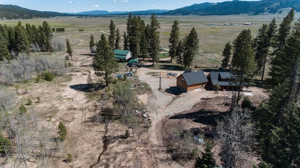 Cascade, Idaho, 83611, United States, 8 Bedrooms Bedrooms, ,9 BathroomsBathrooms,Residential,Forsale,1946149