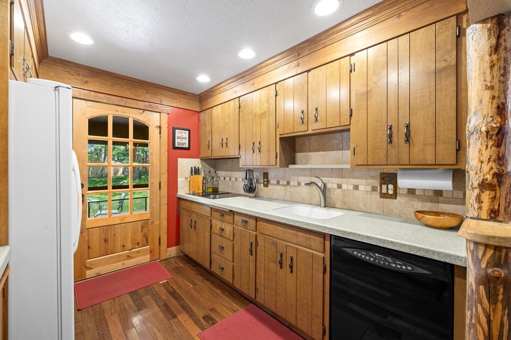 McCall, Idaho, 83638, United States, 4 Bedrooms Bedrooms, ,3 BathroomsBathrooms,Residential,Forsale,1889418
