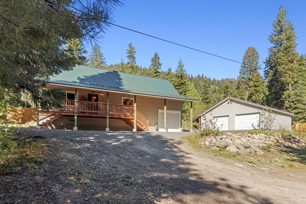 Cascade, Idaho, 83611, United States, 1 Bedroom Bedrooms, ,1.5 BathroomsBathrooms,Residential,Forsale,1889402