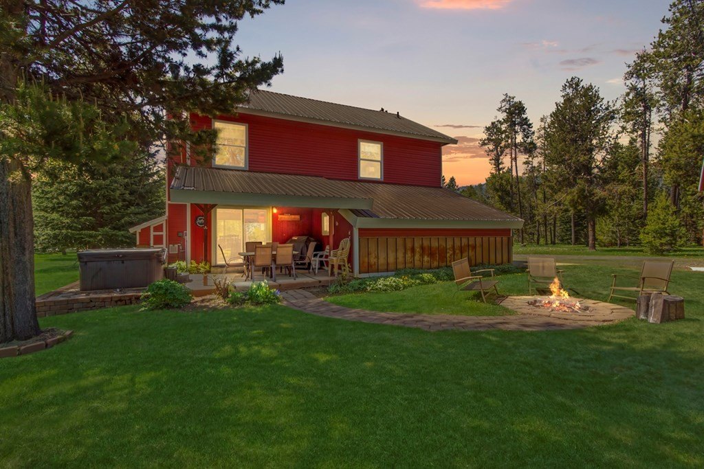 Donnelly, Idaho, 83615, United States, 3 Bedrooms Bedrooms, ,2.5 BathroomsBathrooms,Residential,Forsale,1946189