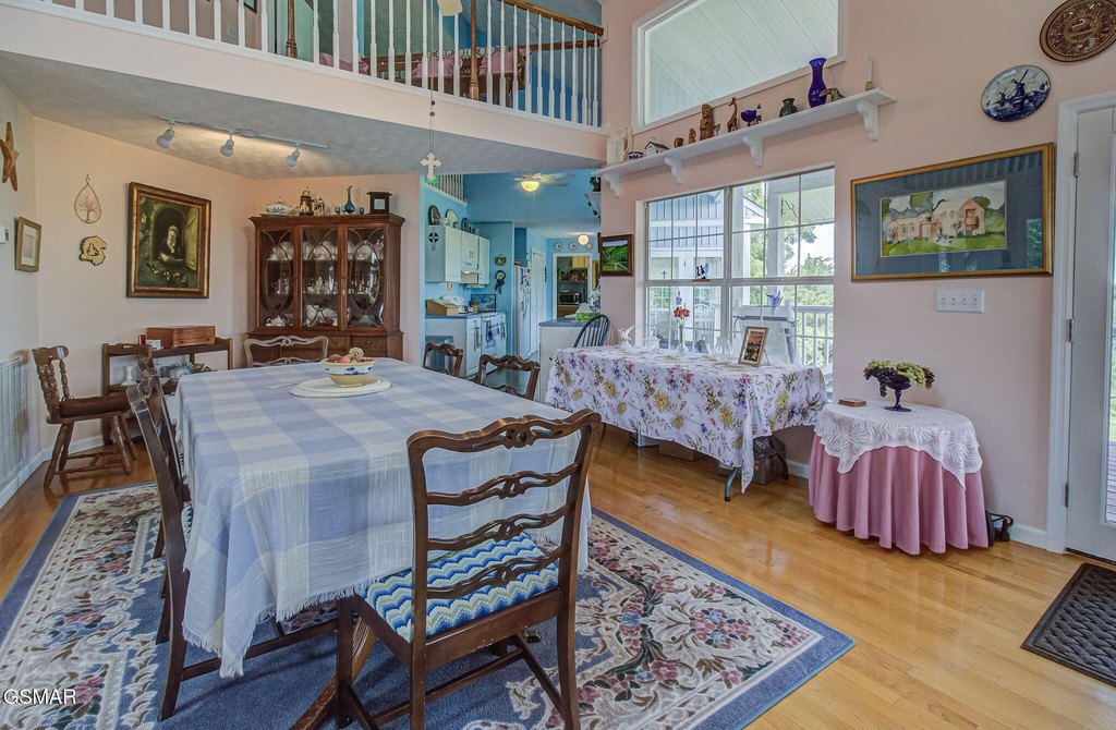 Sevierville, Tennessee, 37862, United States, 3 Bedrooms Bedrooms, ,2.5 BathroomsBathrooms,Residential,Forsale,1893781
