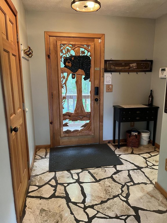 Sevierville, Tennessee, 37862, United States, 2 Bedrooms Bedrooms, ,2 BathroomsBathrooms,Residential,Forsale,1942448
