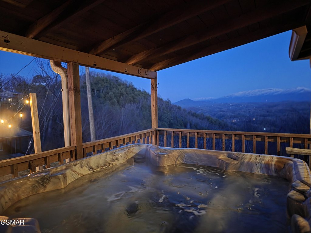 Sevierville, Tennessee, 37876, United States, 3 Bedrooms Bedrooms, ,2 BathroomsBathrooms,Residential,Forsale,1936698