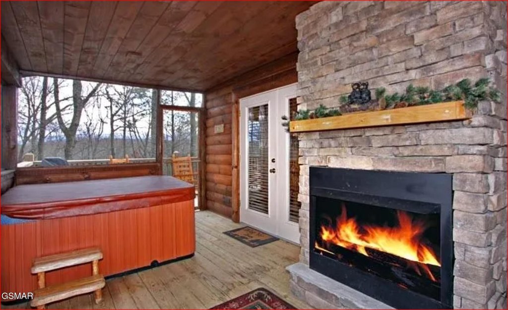 Pigeon Forge, Tennessee, 37863, United States, 2 Bedrooms Bedrooms, ,2 BathroomsBathrooms,Residential,Forsale,1893743