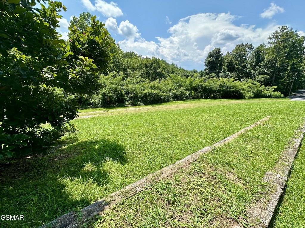 Pigeon Forge, Tennessee, 37863, United States, 5 Bedrooms Bedrooms, ,4 BathroomsBathrooms,Residential,Forsale,1910194