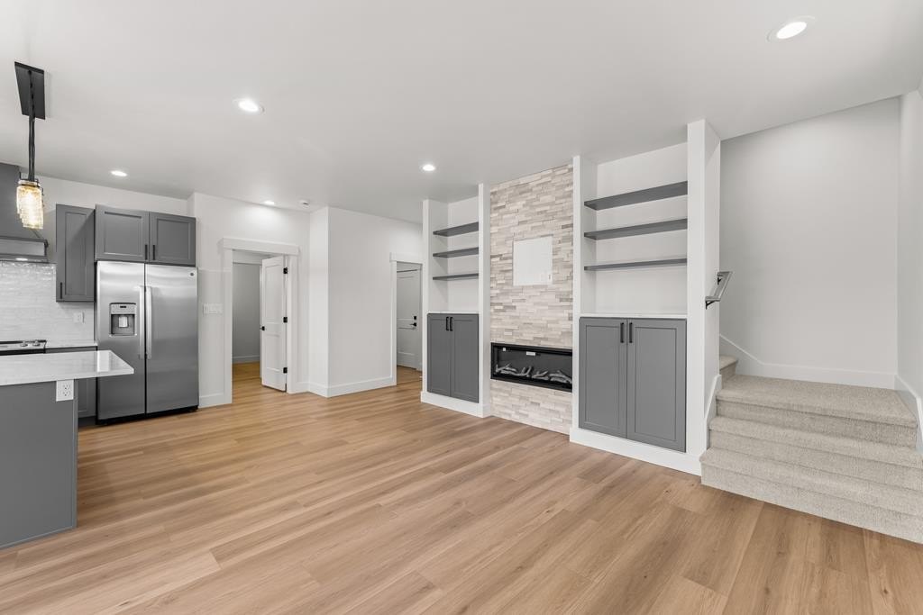 McCall, Idaho, 83638, United States, 4 Bedrooms Bedrooms, ,3 BathroomsBathrooms,Residential,Forsale,1889375