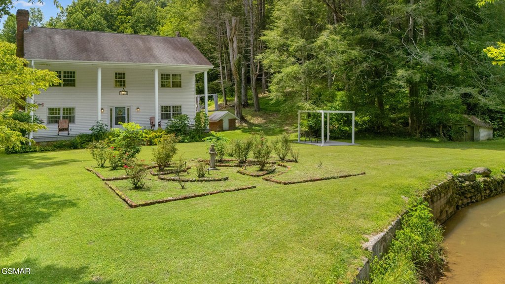 Gatlinburg, Tennessee, 37738, United States, 4 Bedrooms Bedrooms, ,3 BathroomsBathrooms,Residential,Forsale,1971875