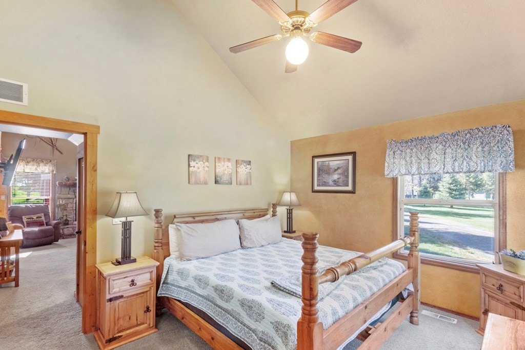 Donnelly, Idaho, 83615, United States, 3 Bedrooms Bedrooms, ,2.5 BathroomsBathrooms,Residential,Forsale,1946189