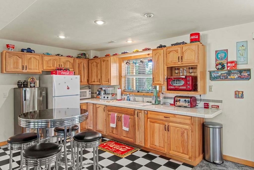 Cascade, Idaho, 83611, United States, 3 Bedrooms Bedrooms, ,2.5 BathroomsBathrooms,Residential,Forsale,1889403