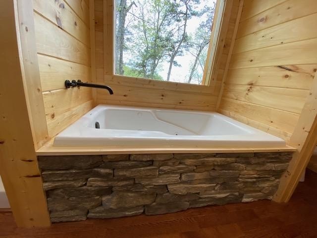 Sevierville, Tennessee, 37876, United States, 2 Bedrooms Bedrooms, ,2 BathroomsBathrooms,Residential,Forsale,1893695