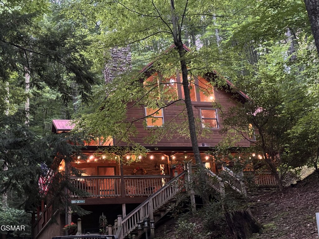 Sevierville, Tennessee, 37862, United States, 2 Bedrooms Bedrooms, ,2 BathroomsBathrooms,Residential,Forsale,1999460