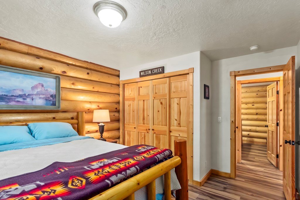 Donnelly, Idaho, 83615, United States, 3 Bedrooms Bedrooms, ,2 BathroomsBathrooms,Residential,Forsale,1889401