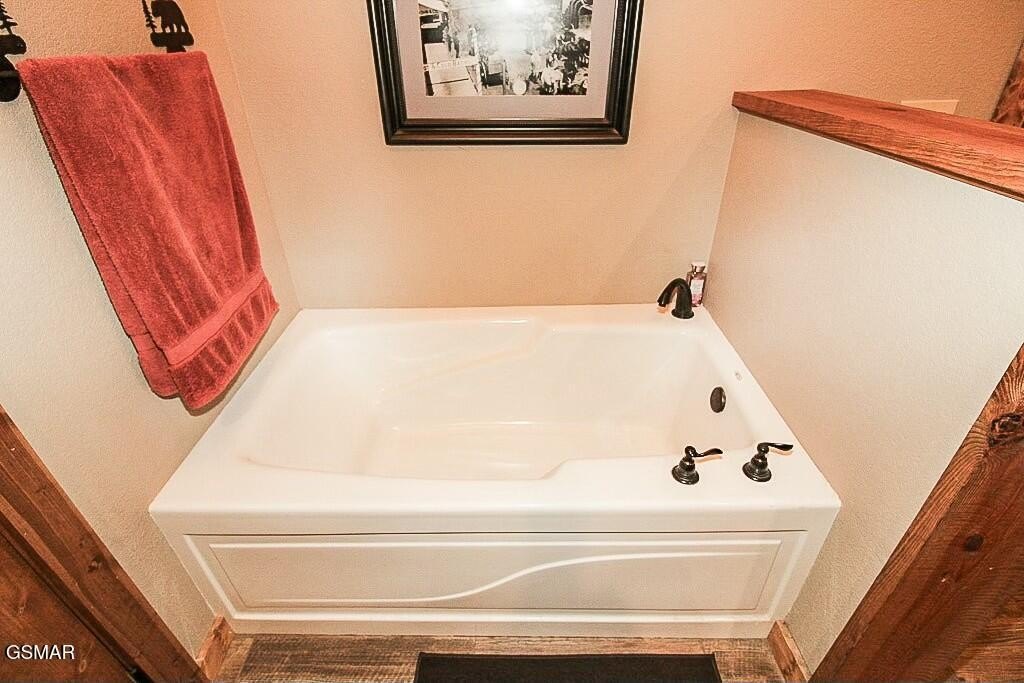 Sevierville, Tennessee, 37862, United States, 3 Bedrooms Bedrooms, ,3 BathroomsBathrooms,Residential,Forsale,1893748