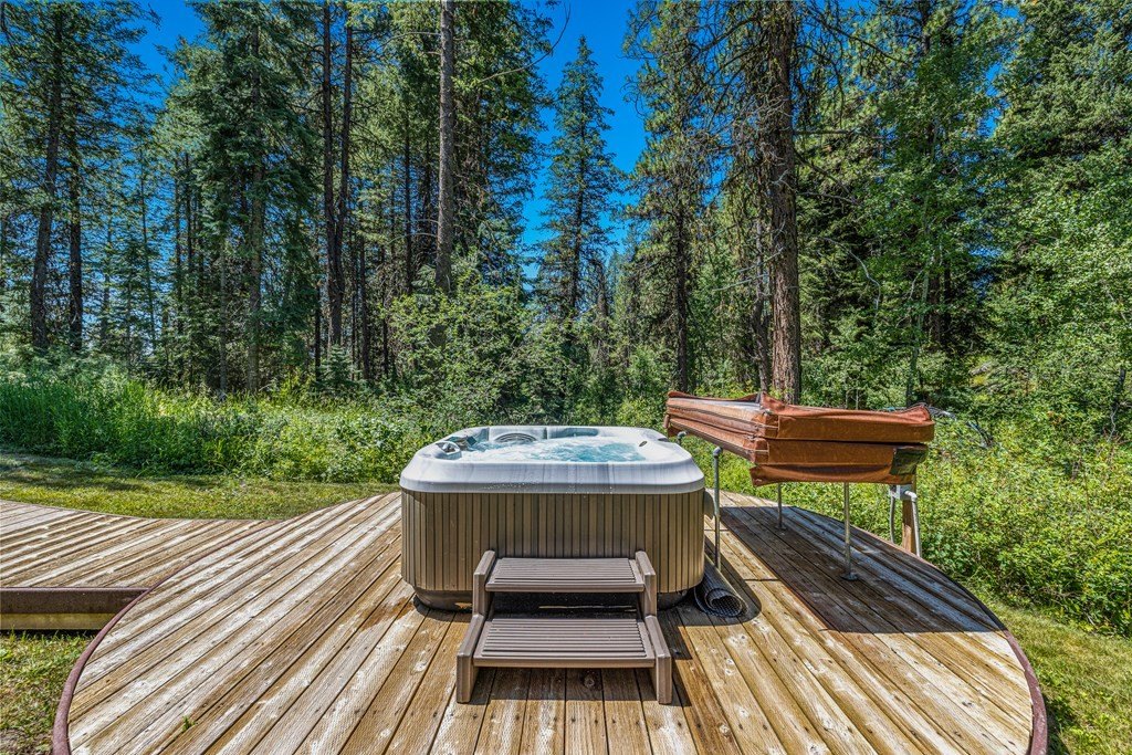 McCall, Idaho, 83638, United States, 2 Bedrooms Bedrooms, ,2 BathroomsBathrooms,Residential,Forsale,1946183