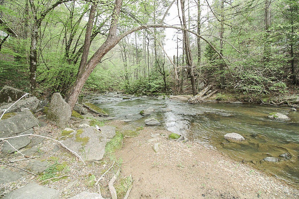 Sevierville, Tennessee, 37862, United States, 3 Bedrooms Bedrooms, ,2 BathroomsBathrooms,Residential,Forsale,1971862