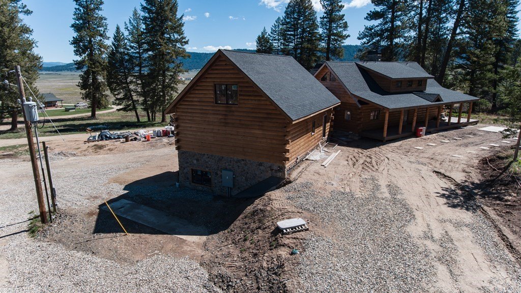 Cascade, Idaho, 83611, United States, 8 Bedrooms Bedrooms, ,9 BathroomsBathrooms,Residential,Forsale,1946149