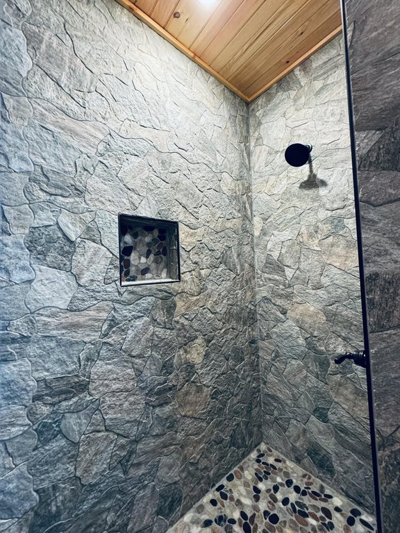 Sevierville, Tennessee, 37876, United States, 3 Bedrooms Bedrooms, ,3.5 BathroomsBathrooms,Residential,Forsale,1942465