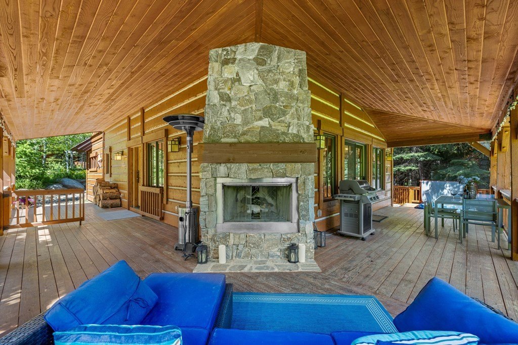 Donnelly, Idaho, 83615, United States, 3 Bedrooms Bedrooms, ,3 BathroomsBathrooms,Residential,Forsale,1889373