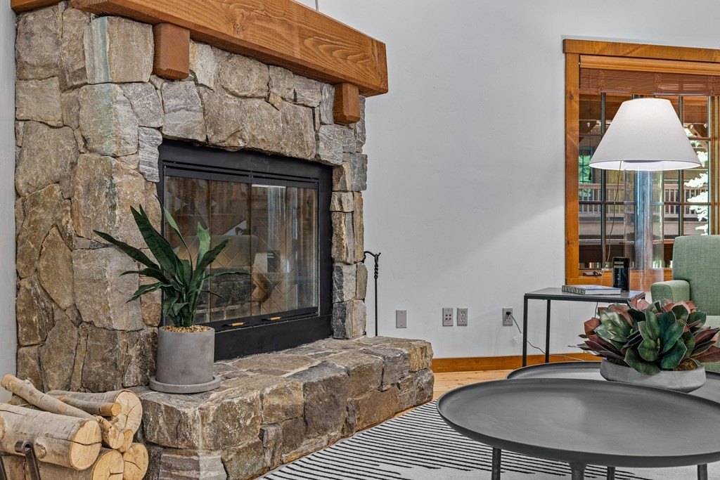 Donnelly, Idaho, 83615, United States, 3 Bedrooms Bedrooms, ,3 BathroomsBathrooms,Residential,Forsale,1889373