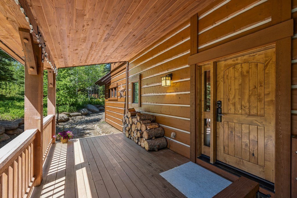 Donnelly, Idaho, 83615, United States, 3 Bedrooms Bedrooms, ,3 BathroomsBathrooms,Residential,Forsale,1889373