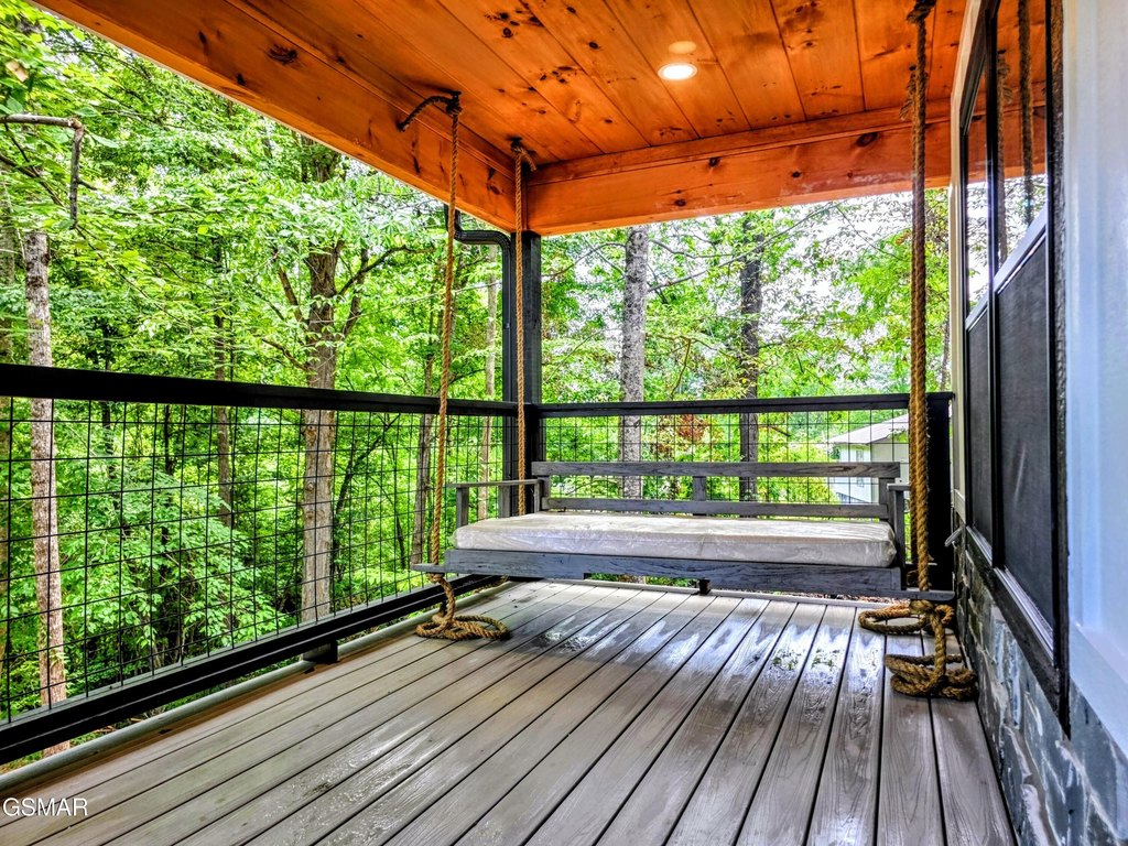 Sevierville, Tennessee, 37876, United States, 3 Bedrooms Bedrooms, ,2 BathroomsBathrooms,Residential,Forsale,1942445