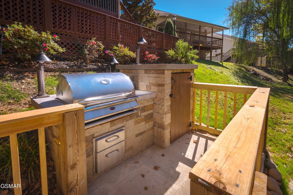 Pigeon Forge, Tennessee, 37863, United States, 3 Bedrooms Bedrooms, ,2.5 BathroomsBathrooms,Residential,Forsale,1942442