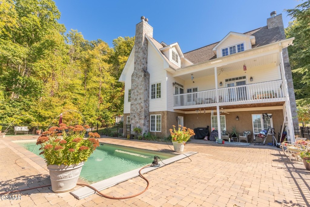 Sevierville, Tennessee, 37862, United States, 4 Bedrooms Bedrooms, ,4.5 BathroomsBathrooms,Residential,Forsale,1910216