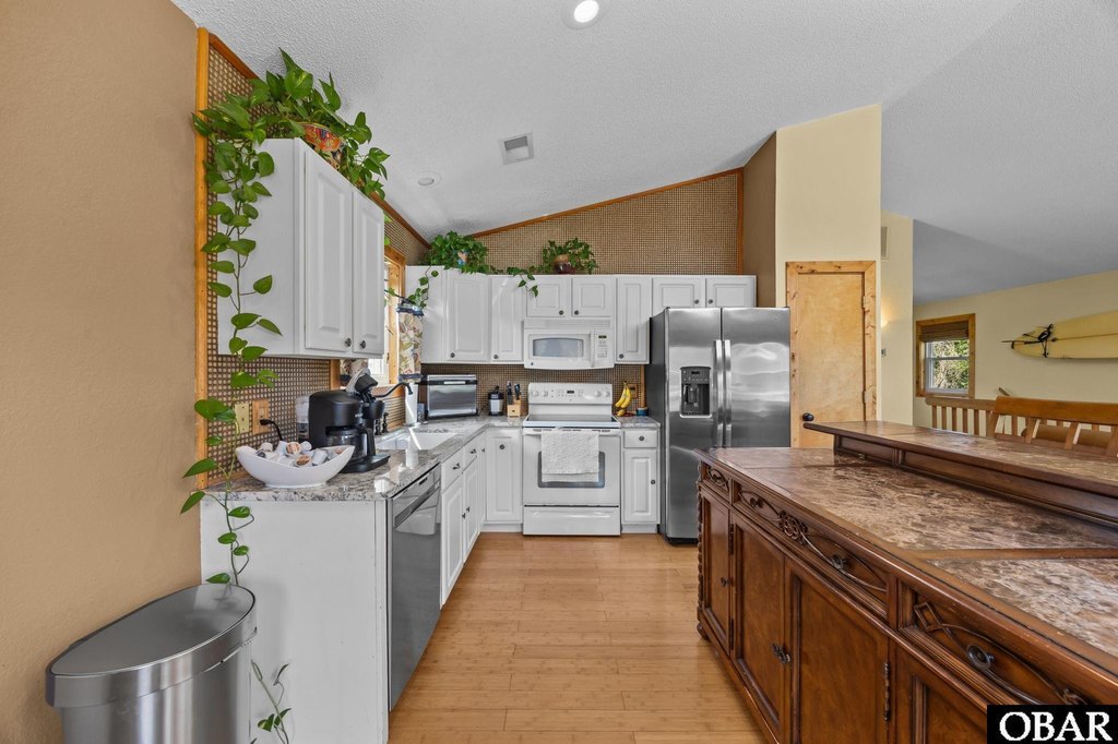 Nags Head, North Carolina, 27959, United States, 4 Bedrooms Bedrooms, ,2 BathroomsBathrooms,Residential,Forsale,1951932