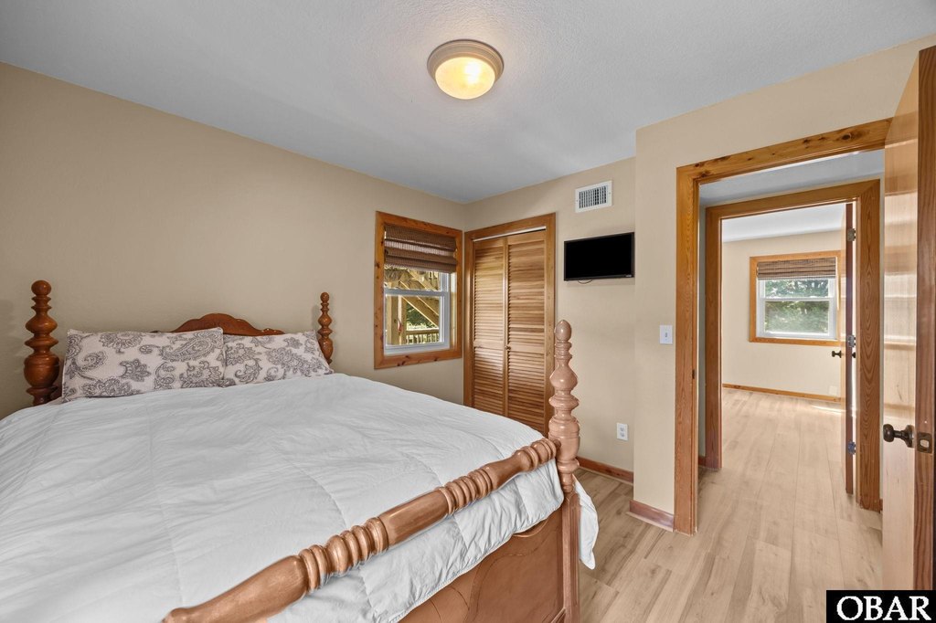 Nags Head, North Carolina, 27959, United States, 4 Bedrooms Bedrooms, ,2 BathroomsBathrooms,Residential,Forsale,1951932