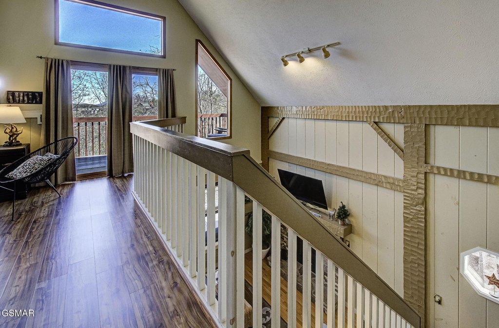 Pigeon Forge, Tennessee, 37863, United States, 2 Bedrooms Bedrooms, ,2 BathroomsBathrooms,Residential,Forsale,1942451