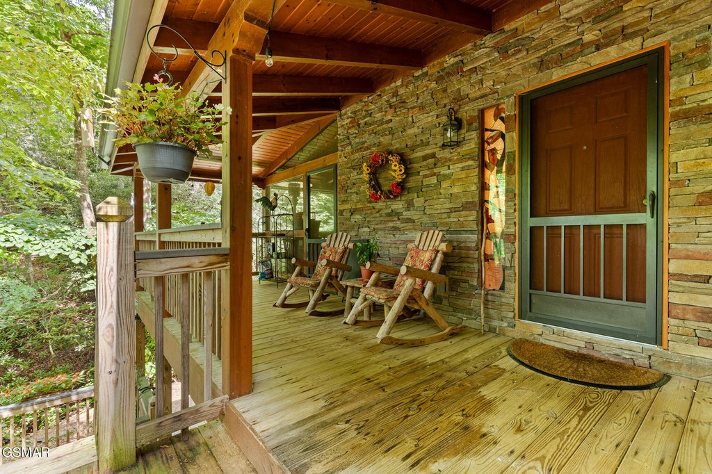 Sevierville, Tennessee, 37862, United States, 2 Bedrooms Bedrooms, ,2 BathroomsBathrooms,Residential,Forsale,1999460