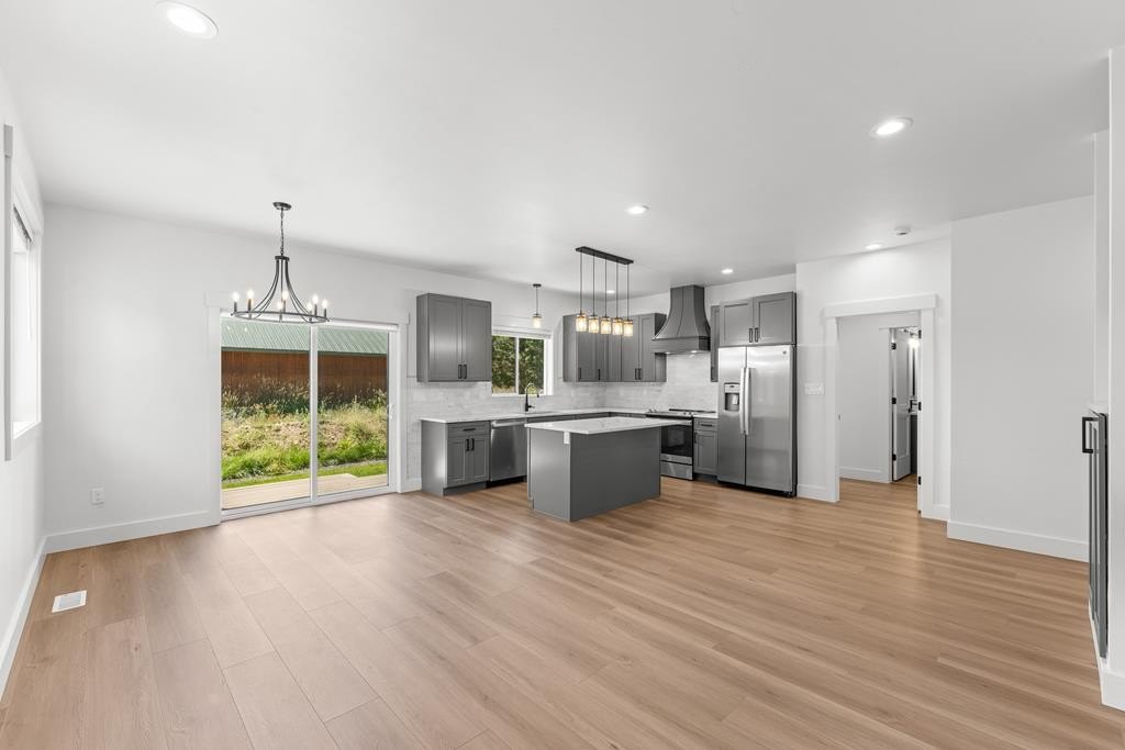 McCall, Idaho, 83638, United States, 4 Bedrooms Bedrooms, ,3 BathroomsBathrooms,Residential,Forsale,1889375