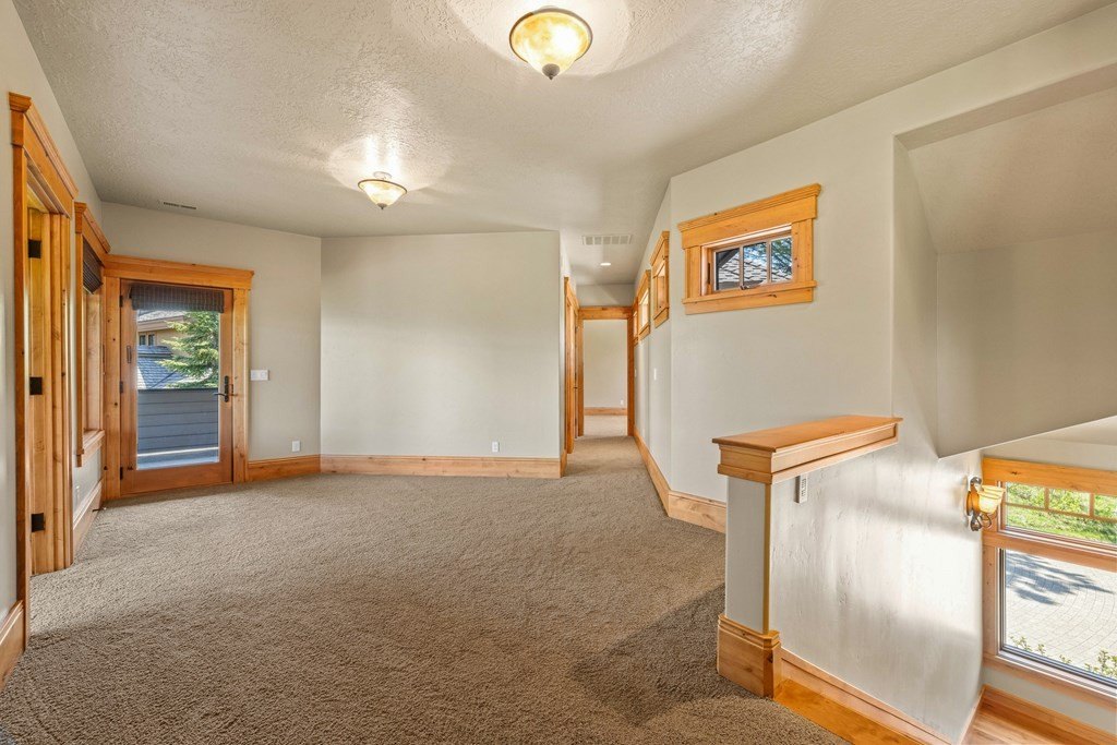 Donnelly, Idaho, 83615, United States, 4 Bedrooms Bedrooms, ,3.5 BathroomsBathrooms,Residential,Forsale,1889369