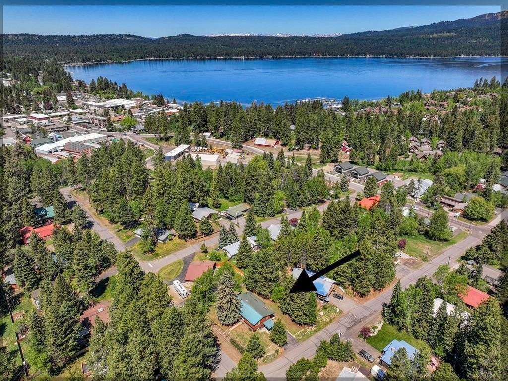 McCall, Idaho, 83638, United States, 4 Bedrooms Bedrooms, ,3 BathroomsBathrooms,Residential,Forsale,1889395