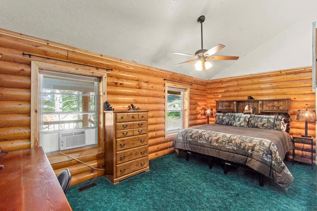 Cascade, Idaho, 83611, United States, 3 Bedrooms Bedrooms, ,2.5 BathroomsBathrooms,Residential,Forsale,1889403