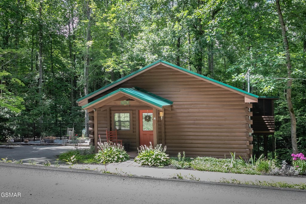 Sevierville, Tennessee, 37862, United States, 1 Bedroom Bedrooms, ,2 BathroomsBathrooms,Residential,Forsale,1942424