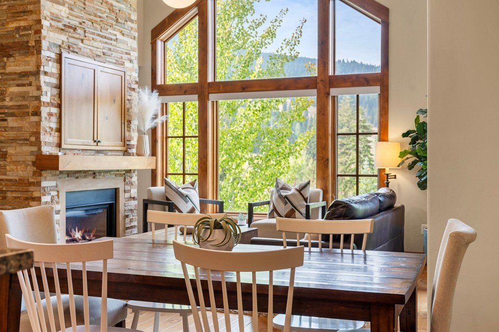 Donnelly, Idaho, 83615, United States, 2 Bedrooms Bedrooms, ,2 BathroomsBathrooms,Residential,Forsale,1946198